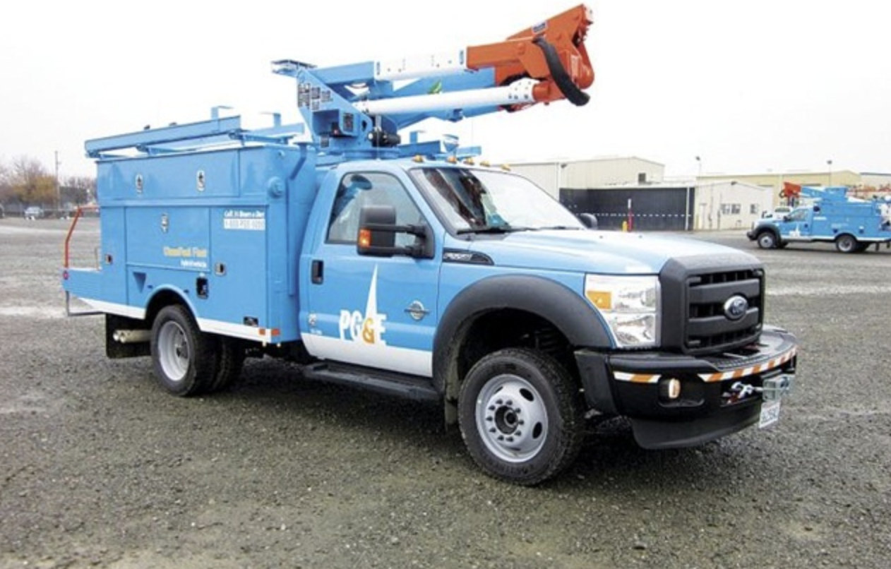 PG&E electric bucket truck