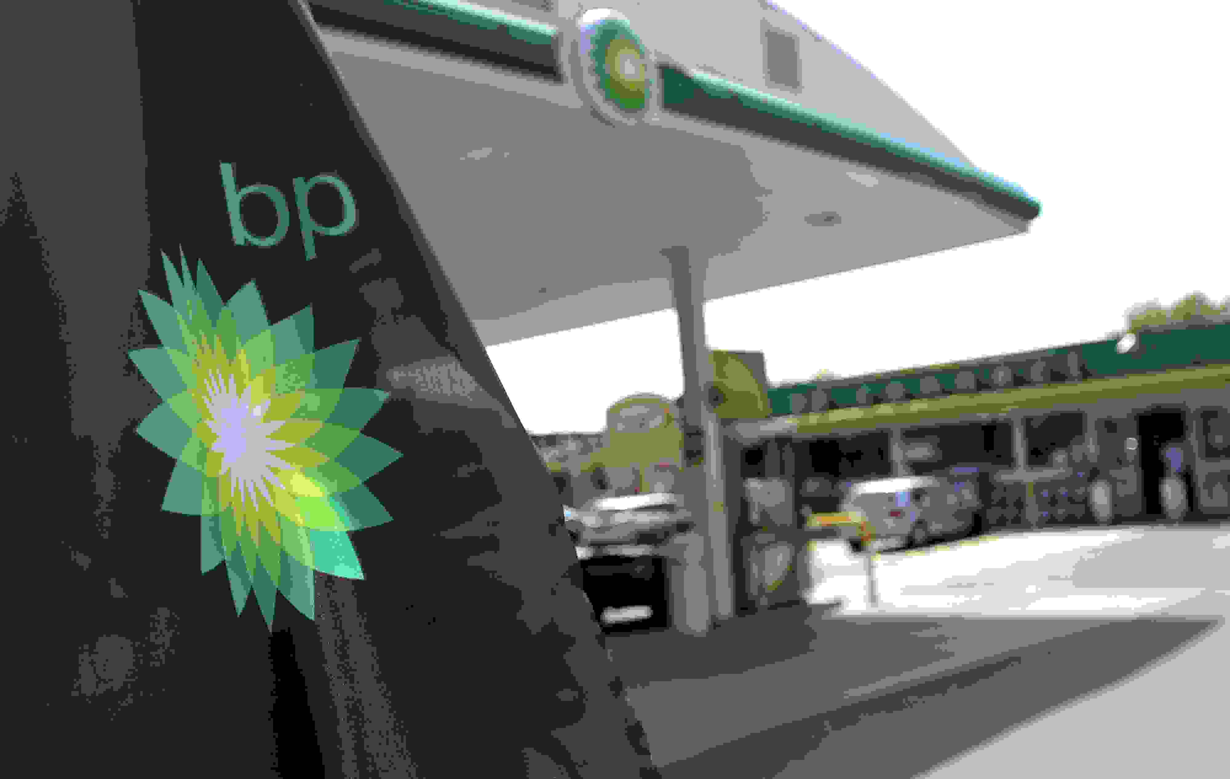 BP full-year net profit falls 21% on weak oil and gas prices