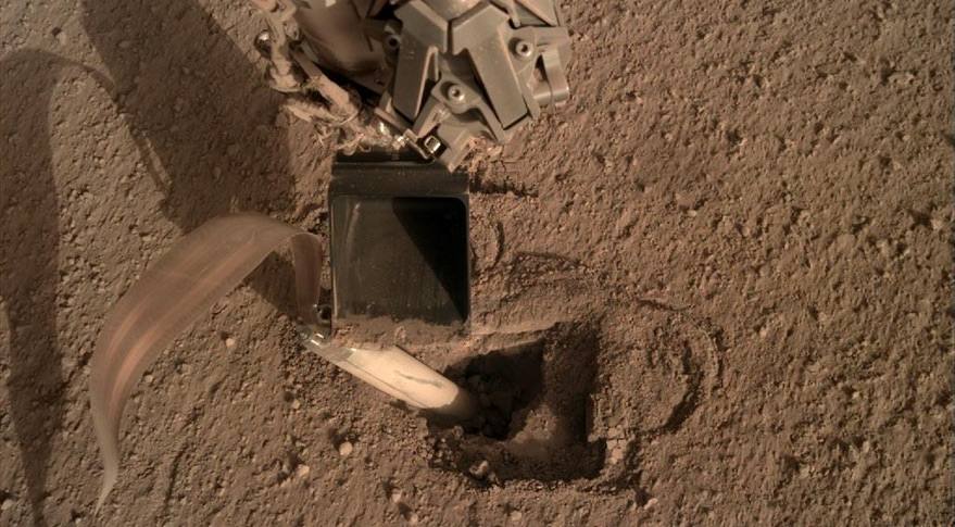 InSight to try to push mole into Martian surface