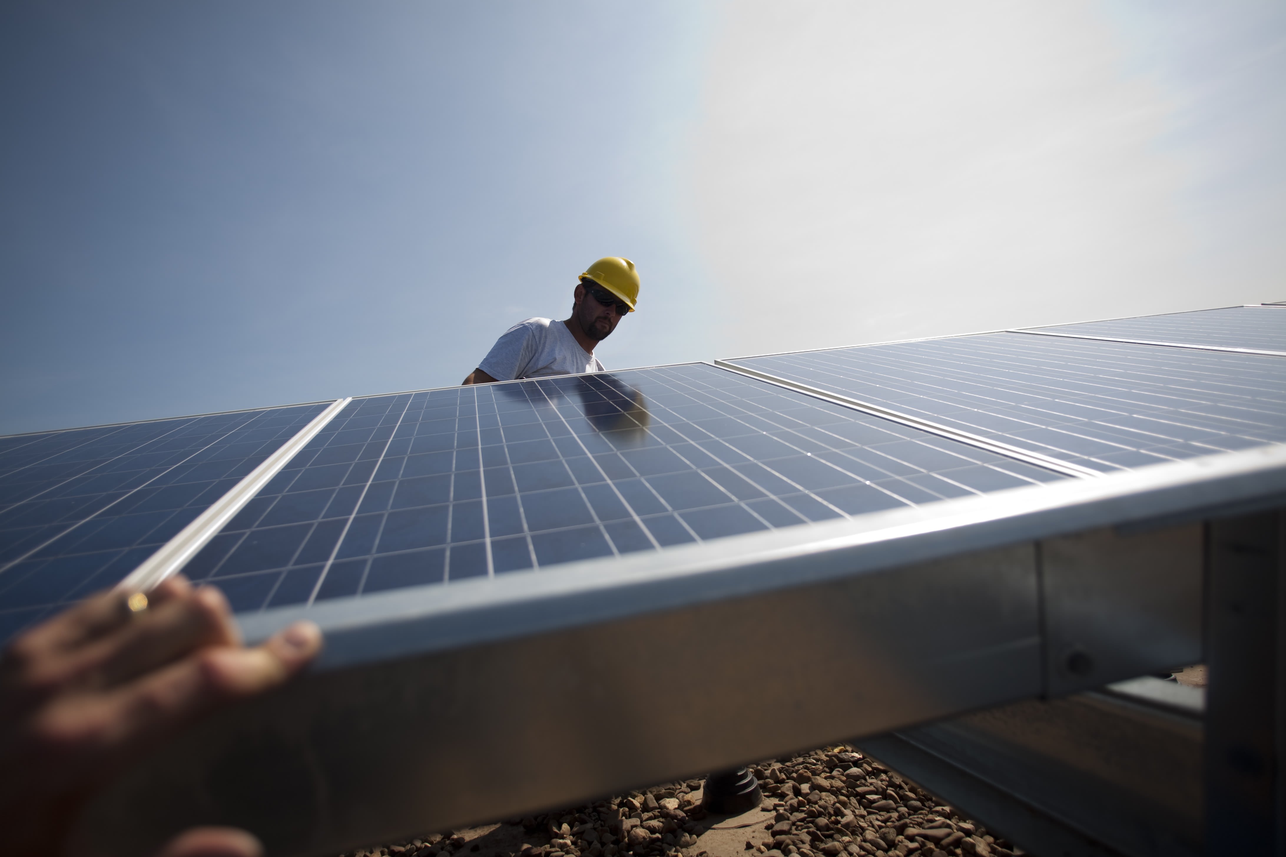 US solar jobs have risen 167% since 2010, new data shows