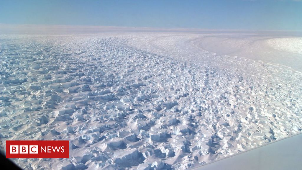 Climate change: Earth's deepest ice canyon vulnerable to melting