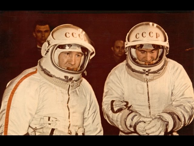 Alexey Leonov & cosmonauts: First humans in space, RARE 16mm/film was censored at USA in the sixties