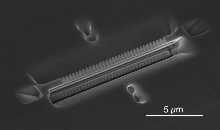 Trapped ytterbium ions could form backbone of a quantum internet, say researchers - Physics World