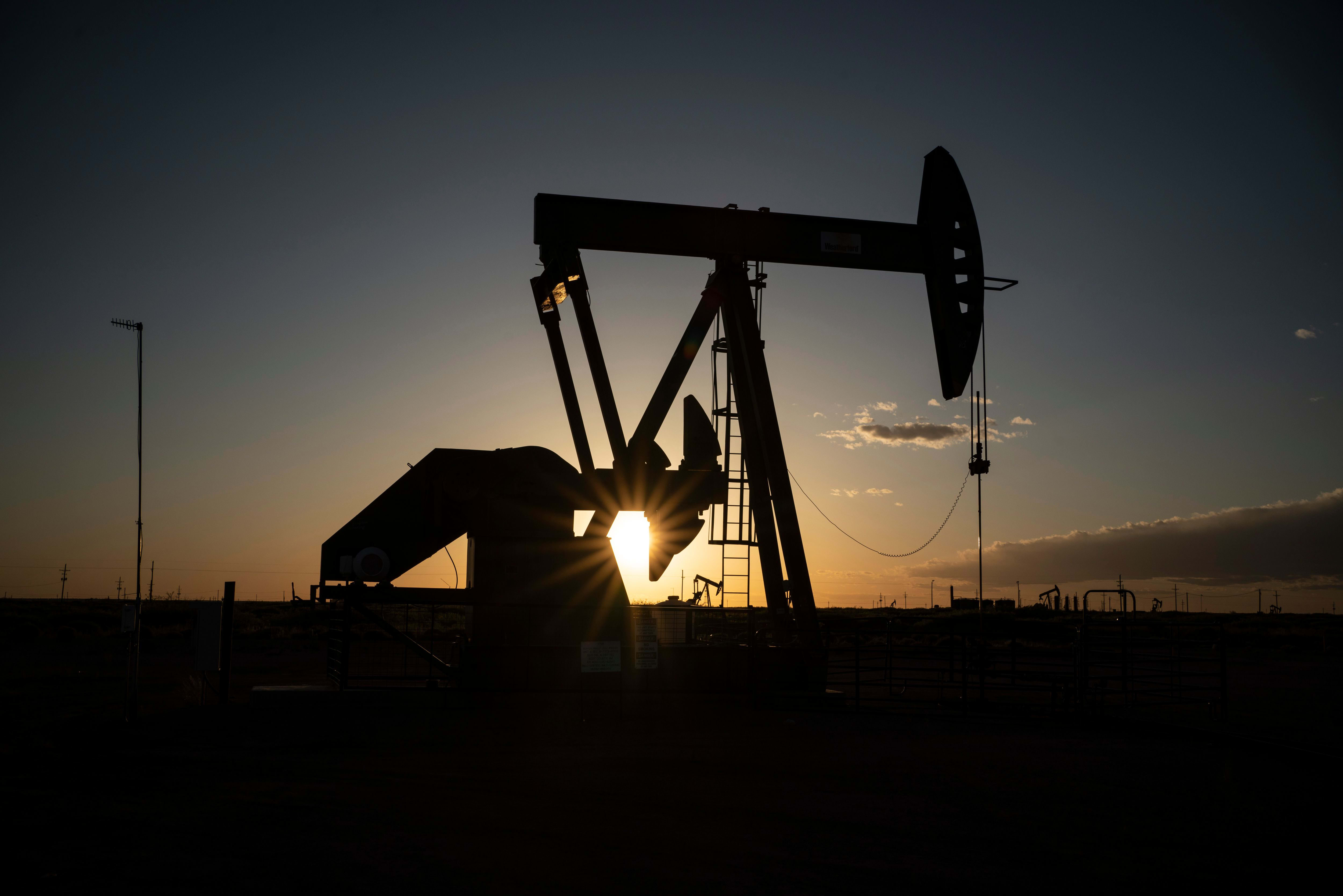 Oil and gas companies set to lose $1 trillion in revenues this year