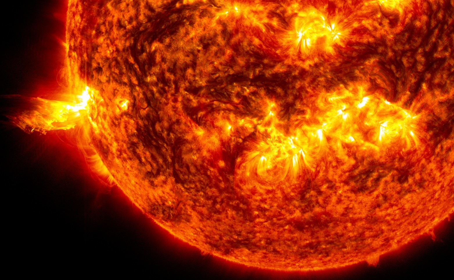 Sun could be in midlife doldrums, survey of stellar activity reveals - Physics World