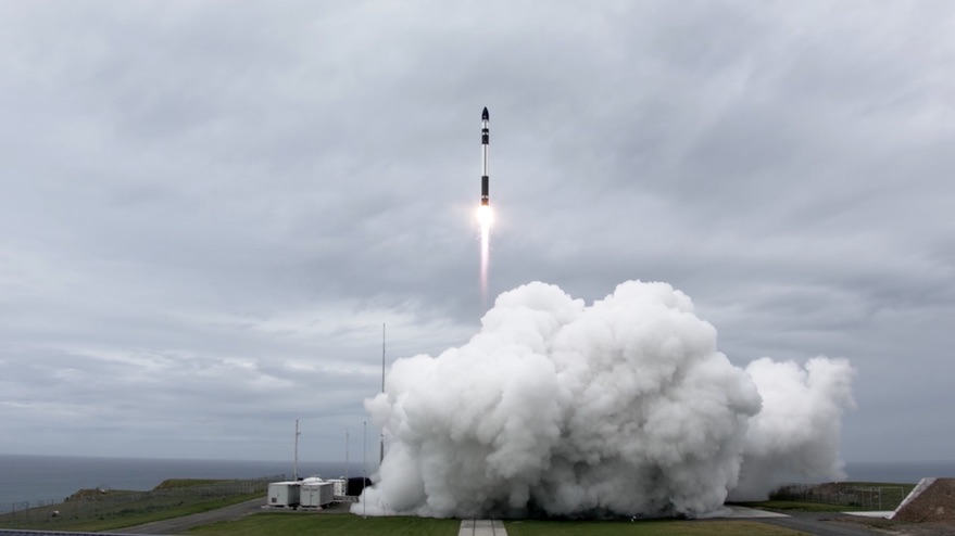 Rocket Lab launches 10 imaging smallsats