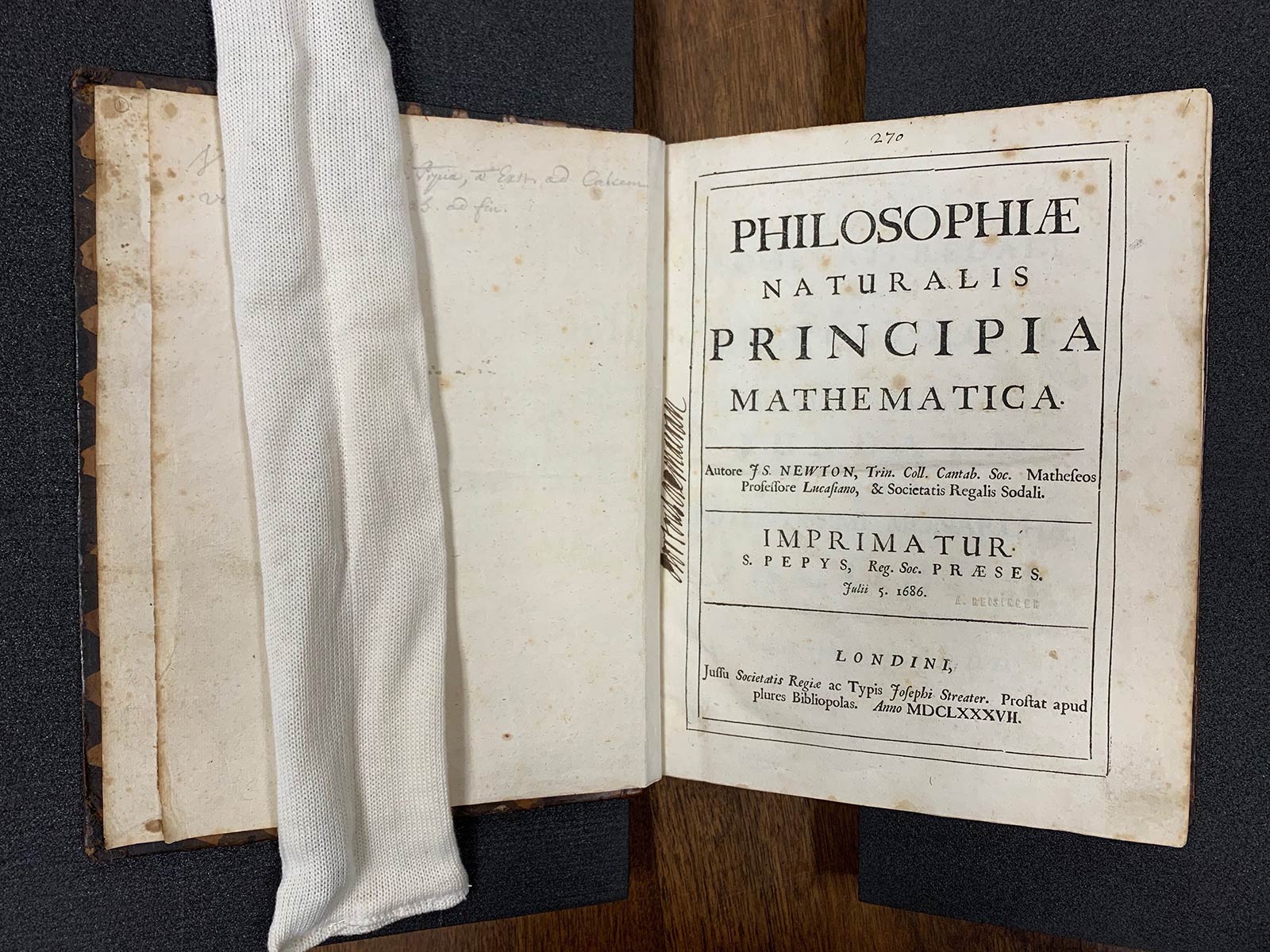 Hundreds of copies of Newtons Principia found, how to cross stitch a black hole - Physics World