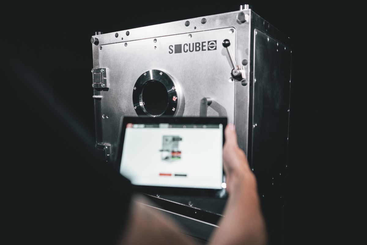 Modularity, flexibility and scalability: S-Cube vacuum chambers have it all - Physics World